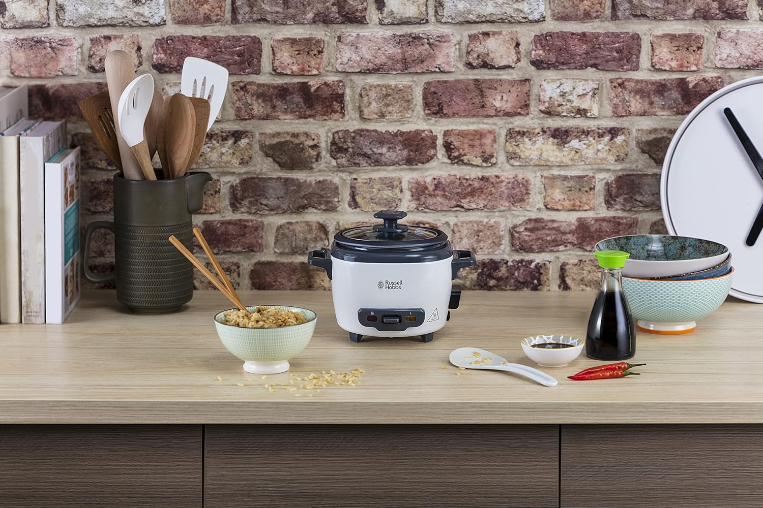 Russell Hobbs Reiskocher Mini Small 04L functie de detinere oala de gradina antiaderenta lingura de orez si ceasca de masurare ideala de asemenea pentru quinoa si cuscus incalzire de orez 27020-56