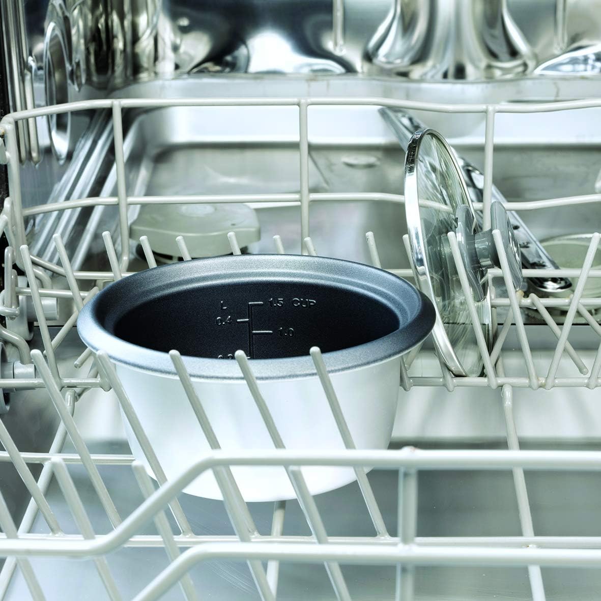Russell Hobbs Reiskocher Mini Small 04L functie de detinere oala de gradina antiaderenta lingura de orez si ceasca de masurare ideala de asemenea pentru quinoa si cuscus incalzire de orez 27020-56