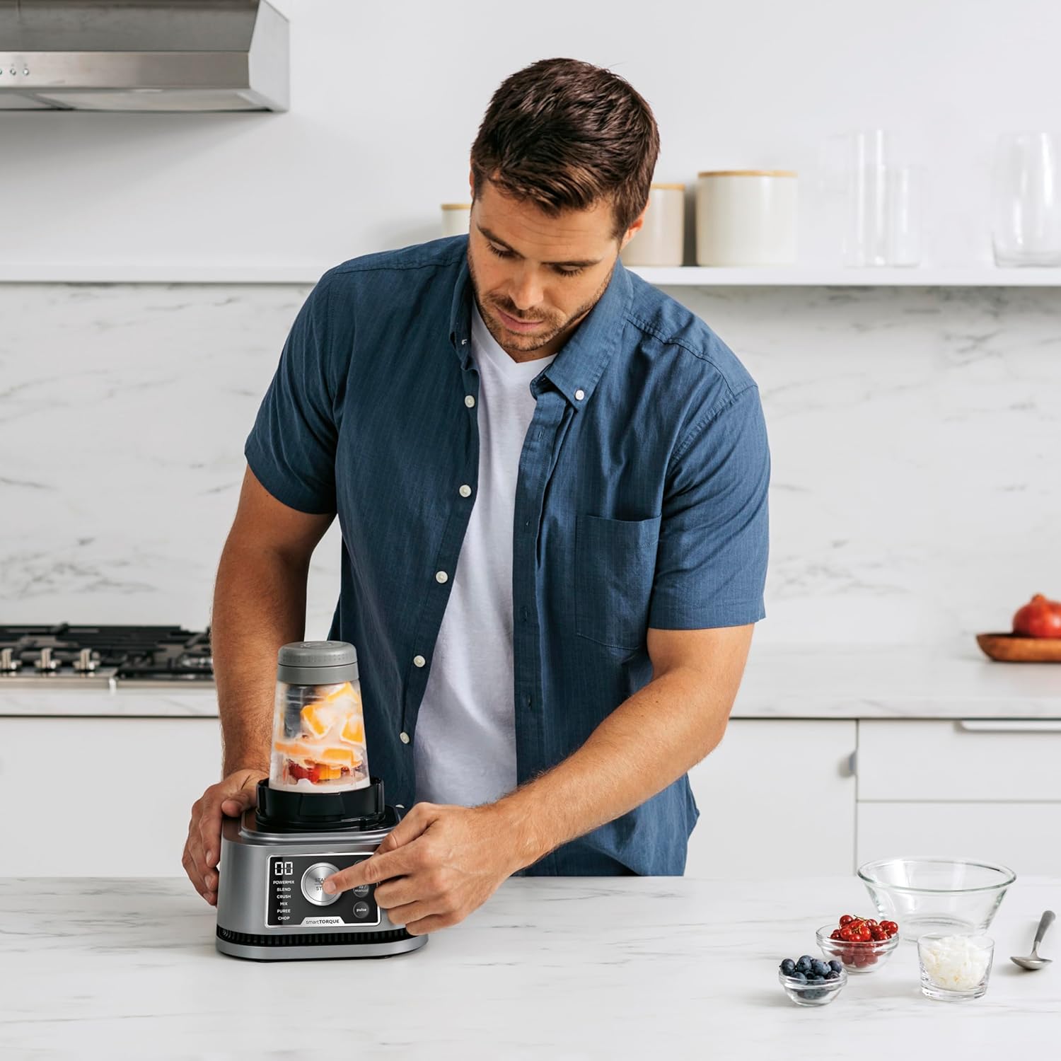 Ninja Foodi Power Nutri Blender 3-in-1 amestecati boluri de smoothie spread-uri groase si bauturi congelate programe automate 21L CAN 700 ml Cup si 400 ml cu paleta de putere 1200W argint CB350EU