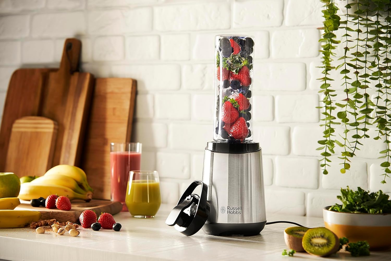 Russell Hobbs Mixer-Litmier si Smoothie Maker pentru a merge 23500 rpm motor de putere incl Recipientul de amestec 1x 600ml BPA fara BPA masina de spalat vase si break-rezistent incl Decker Shooter otel inoxidabil 23472-56